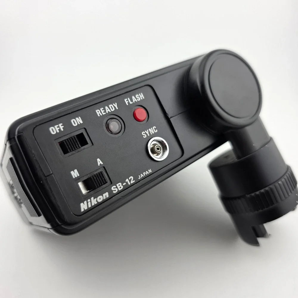 Nikon Speedlight SB-12 Flash Vintage Nikon Case Japan SS-7 Untested Compact Tool